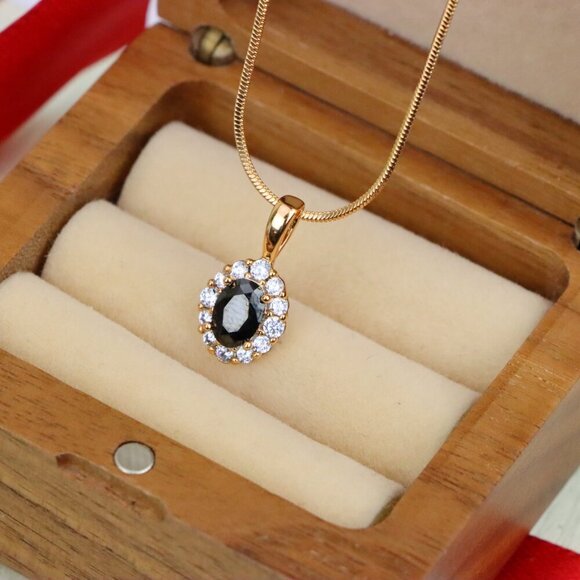 "Black Oval Pendant with Sparkling Halo in Gold-Plated Brass Setting, XPPT1814 - Picture 8 of 13